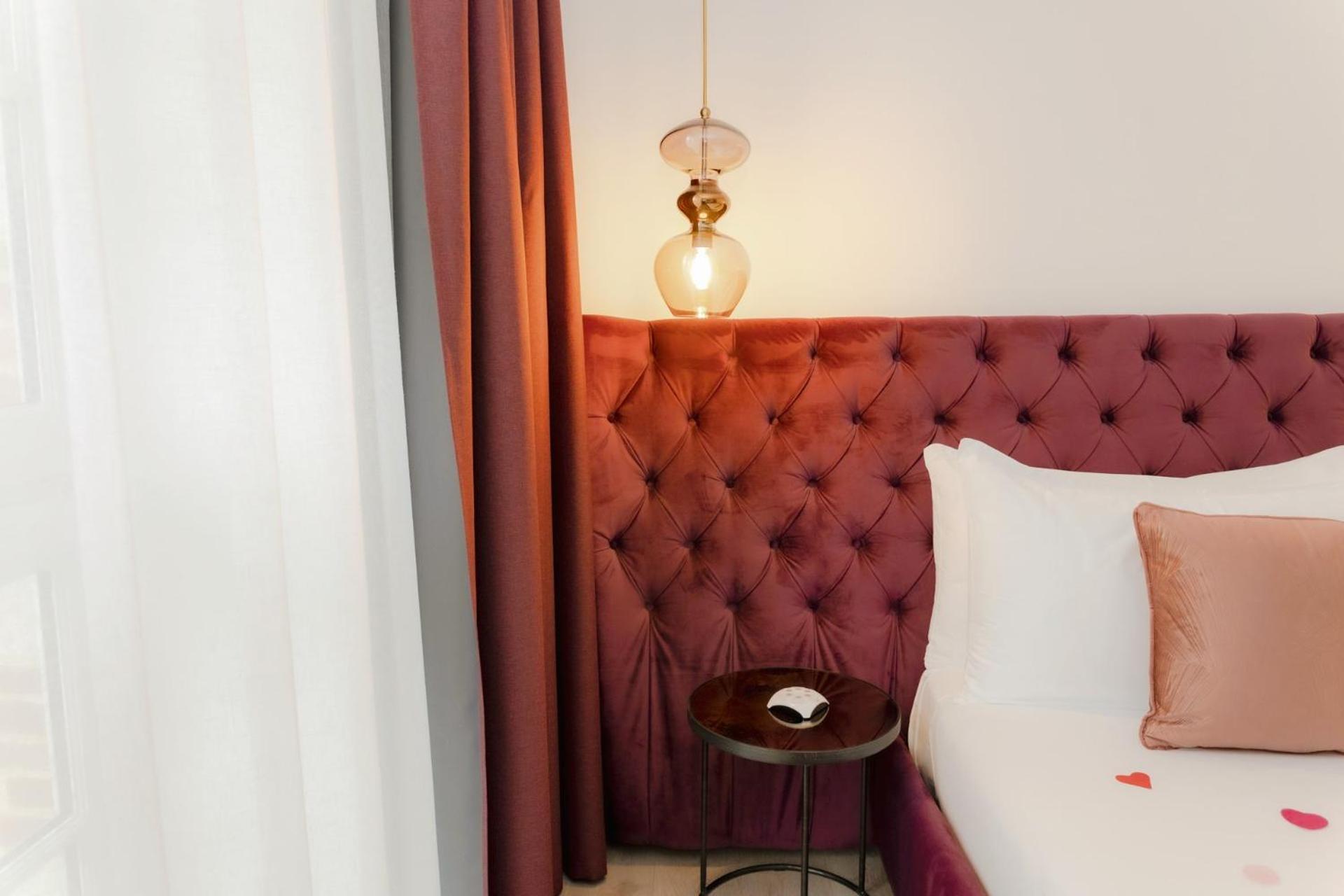 Hotel Ginkgo - Spa Biloba แก็งแปร์ ภายนอก รูปภาพ